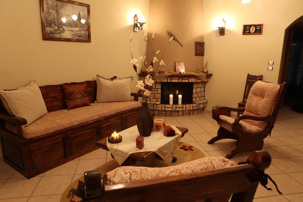 אואוראנואופולי Dione Apartments חדר תמונה